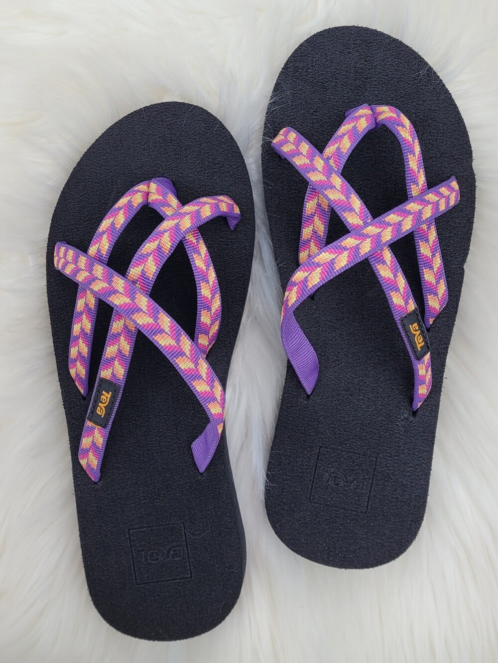 Teva Olowahu Lightweight Comfort Sandal Retro Geometric Pink Purple Women's 7